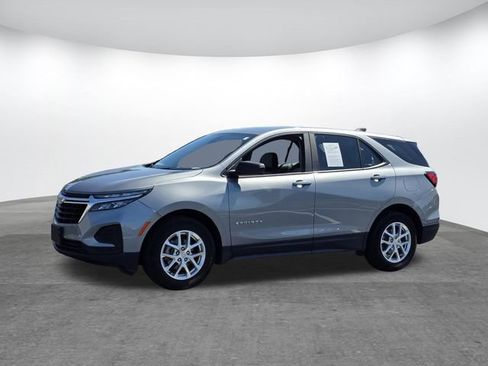 Used 2024 Chevrolet Equinox LS FWD image 7