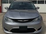 Used 2019 Chrysler Pacifica Touring-L image 2