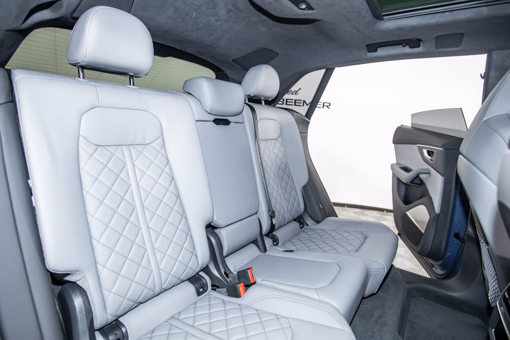 Used 2025 Audi SQ8 Prestige AWD/4WD image 15