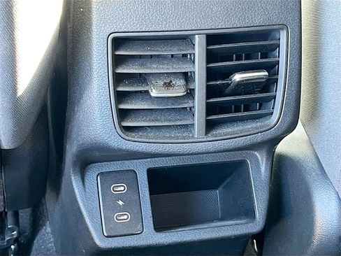 Used 2024 Kia Seltos LX image 23