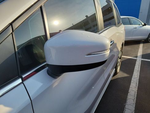 Used 2023 Honda Odyssey Touring image 6