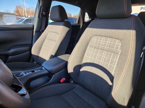 Used 2025 Honda HR-V Sport image 7