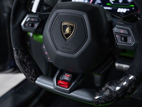 Used 2018 Lamborghini Huracan LP 580-2 RWD image 44