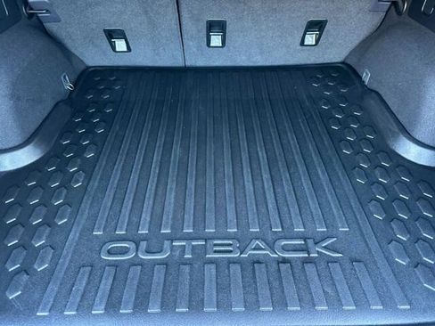 Used 2023 Subaru Outback Premium image 18