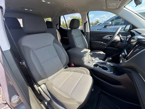 Used 2019 Chevrolet Traverse LT FWD image 32