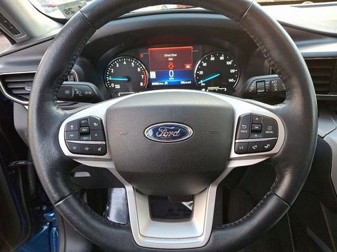 Used 2021 Ford Explorer XLT w/ Equipment Group 202A image 30