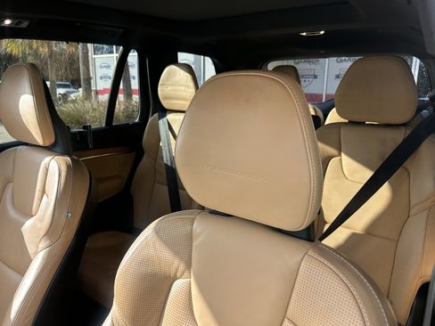 Used 2018 Volvo XC90 T6 Inscription w/ Convenience Package image 13
