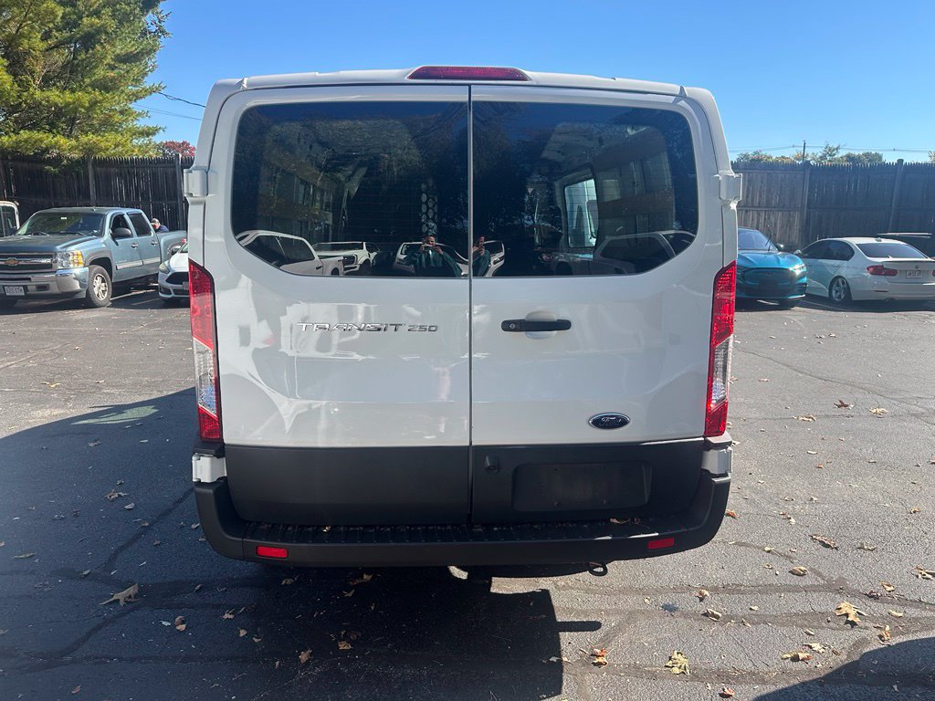 Used 2025 Ford Transit 250 Low Roof w/ Exterior Upgrade Package RWD image 7