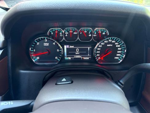 Used 2015 Chevrolet Tahoe LTZ AWD/4WD image 23