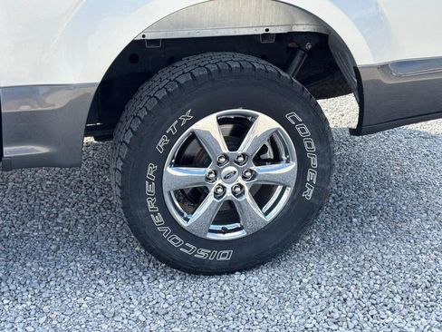 Used 2018 Ford F150 XLT w/ Equipment Group 302A Luxury AWD/4WD image 11