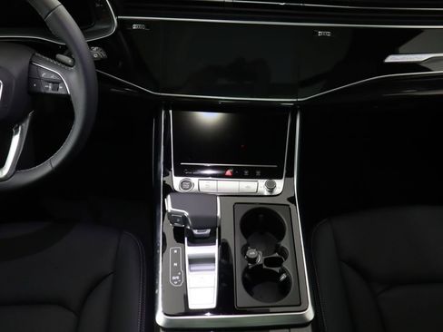 Used 2026 Audi Q7 3.0T Premium Plus w/ Premium Plus Package image 16