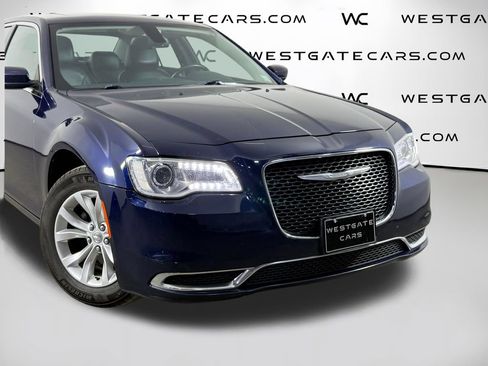 Used 2016 Chrysler 300 Limited RWD image 51