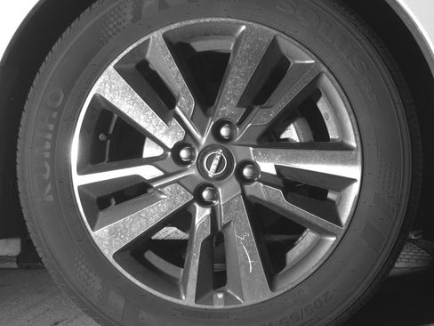 Used 2025 Nissan Versa SV image 13