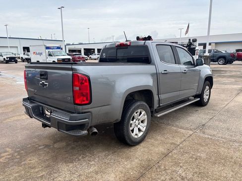 Used 2018 Chevrolet Colorado LT w/ LT Convenience Package RWD image 5