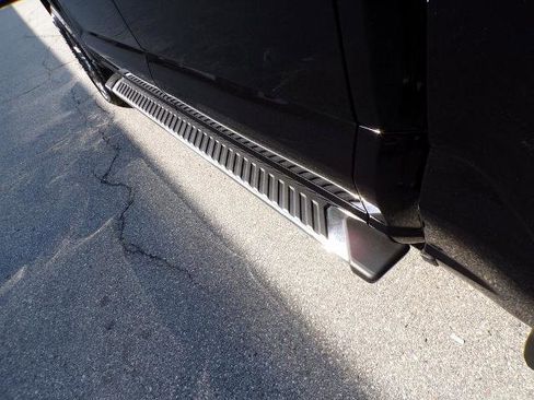 Certified 2022 Ford F150 XLT w/ Equipment Group 302A High image 5