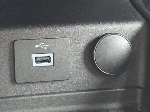 Used 2018 Ford Fusion S FWD image 5