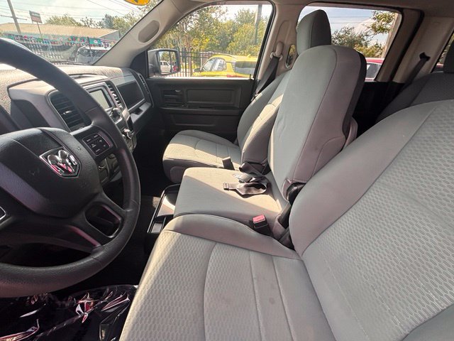 Used 2018 RAM 1500 Express w/ Express Value Package RWD image 22