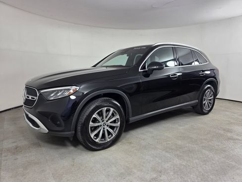 Certified 2026 Mercedes-Benz GLC 300 image 7