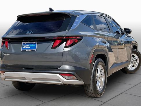 Used 2025 Hyundai Tucson SE FWD image 13