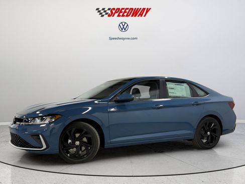 New 2026 Volkswagen Jetta SE FWD image 3