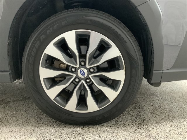 Used 2024 Subaru Outback Limited AWD/4WD image 11