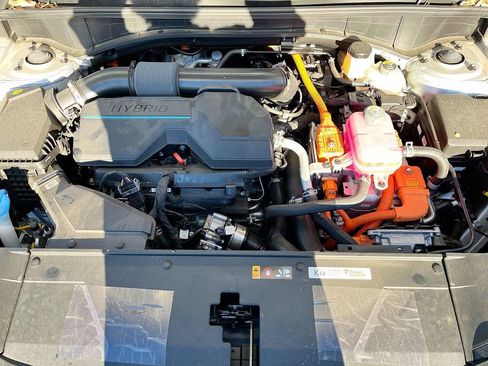 Certified 2025 Kia Sorento EX image 33