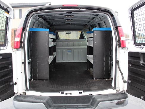 Used 2019 Chevrolet Express 2500 w/ Driver Convenience Package RWD image 12