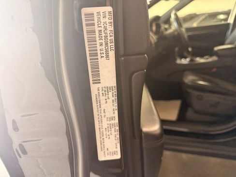 Used 2021 Jeep Grand Cherokee Limited AWD/4WD image 10