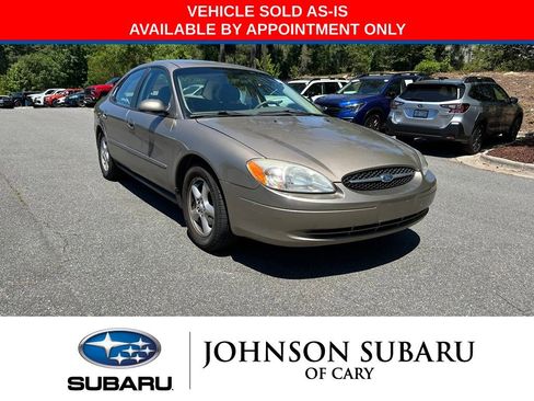 Used 2003 Ford Taurus SES FWD image 1