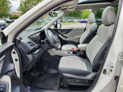 Used 2023 Subaru Forester Premium AWD/4WD image 14