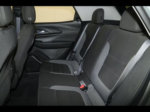 Used 2025 Chevrolet TrailBlazer LT image 27