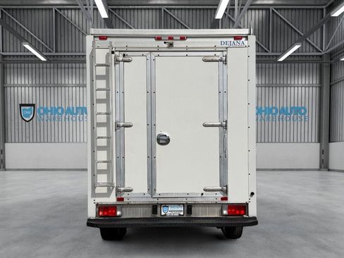 Used 2018 RAM ProMaster 3500 w/ Premium Appearance Group image 7