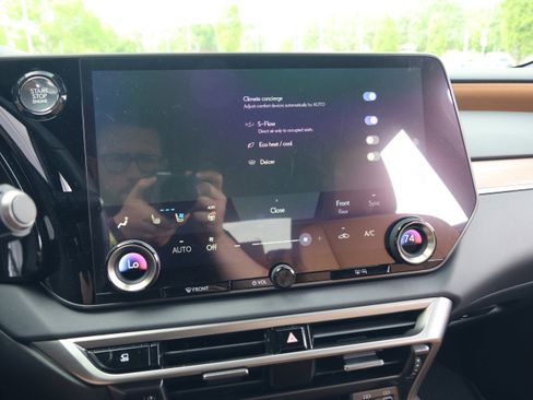 Used 2024 Lexus RX 350 Premium w/ Convenience Package image 26