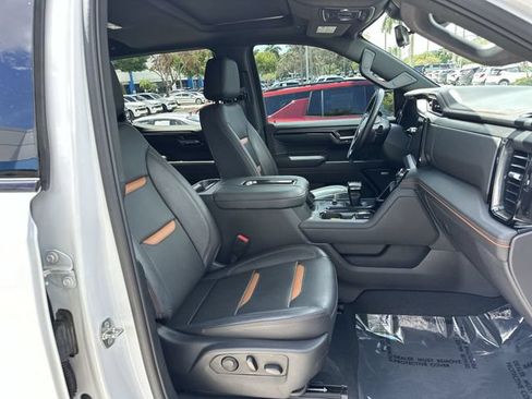 Used 2022 GMC Sierra 1500 AT4 w/ AT4 Premium Package AWD/4WD image 29