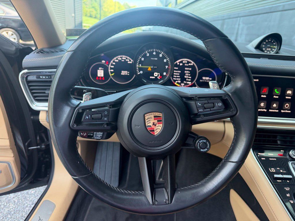 Certified 2023 Porsche Panamera 4S AWD/4WD image 25