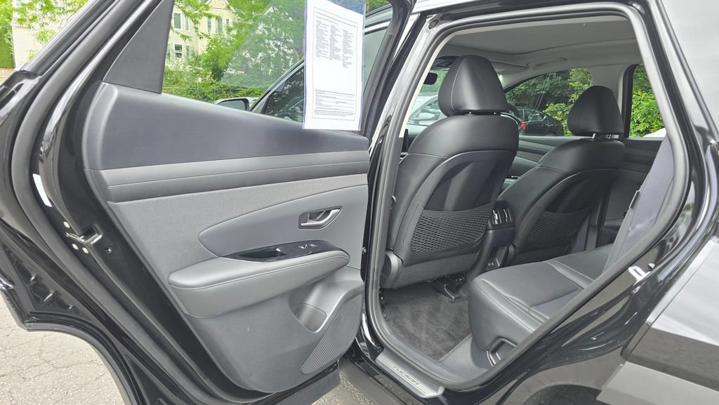 Used 2026 Hyundai Tucson Limited AWD/4WD image 15