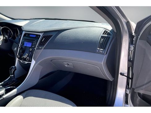 Used 2013 Hyundai Sonata SE FWD image 25