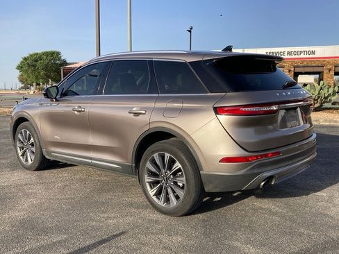 Used 2021 Lincoln Corsair Reserve w/ Elements Package image 6