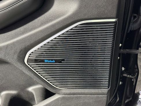 Used 2023 Jeep Grand Cherokee Overland w/ Luxury Tech Group IV image 25