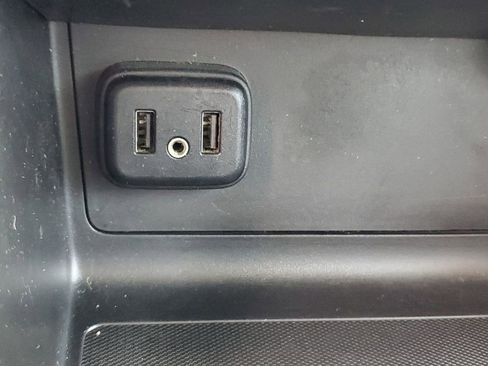 Used 2022 Chevrolet Colorado W/T w/ Custom Special Edition image 31