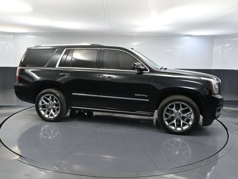 Used 2015 GMC Yukon Denali w/ Premium Package AWD/4WD image 4