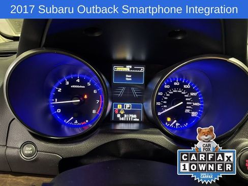 Used 2017 Subaru Outback 3.6R Limited image 27