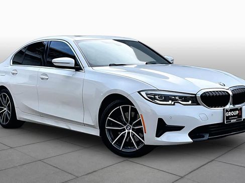 Used 2022 BMW 330i Sedan w/ Premium Package RWD image 3