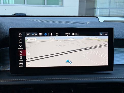 Used 2025 Alfa Romeo Tonale w/ Premium Package image 25