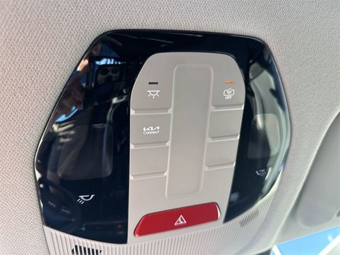 New 2025 Kia K4 LXS image 31