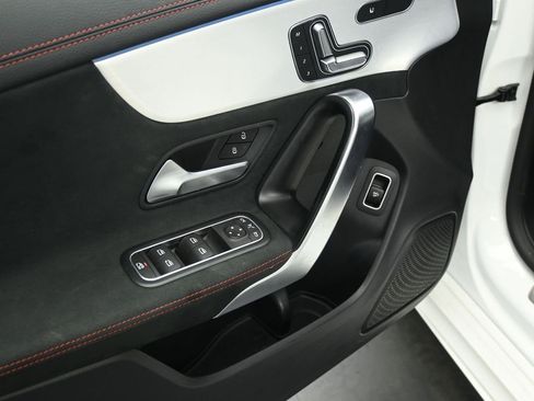 Used 2024 Mercedes-Benz CLA 250 image 9