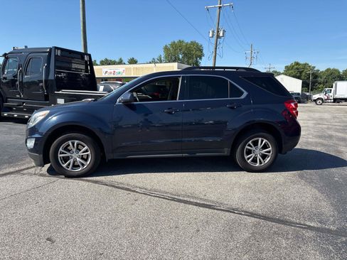 Used 2017 Chevrolet Equinox LT w/ Convenience Package FWD image 2