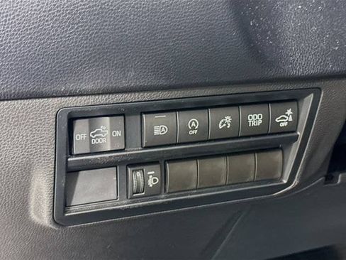 Used 2024 Toyota Tundra SR5 w/ SR5 Premium Package AWD/4WD image 10
