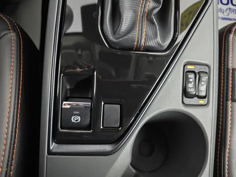 Used 2025 Subaru Crosstrek 2.5i Limited image 37