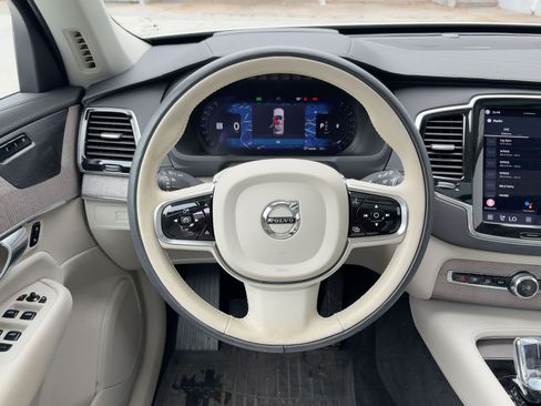 Certified 2023 Volvo XC90 B6 Ultimate image 30